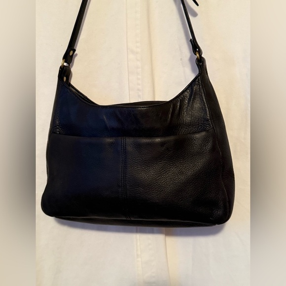 Vintage Etienne Aigner Black Leather Shoulder Bag VGUC Brushed Brass Hardware - Picture 4 of 13